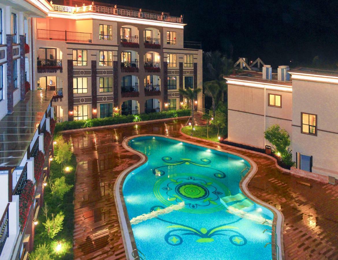 Sanya Yalong Bay Sintra Suites Hotel Bagian luar foto