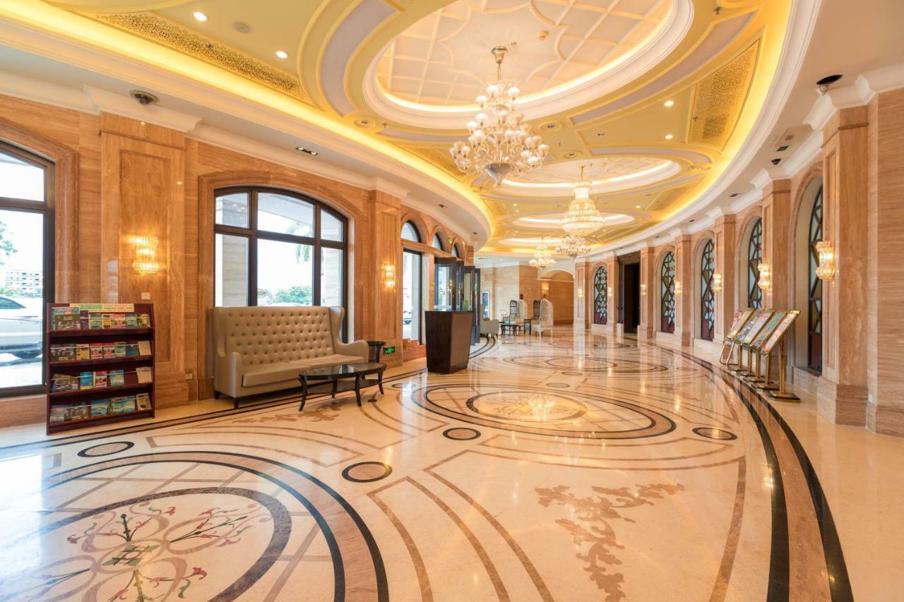 Sanya Yalong Bay Sintra Suites Hotel Bagian luar foto