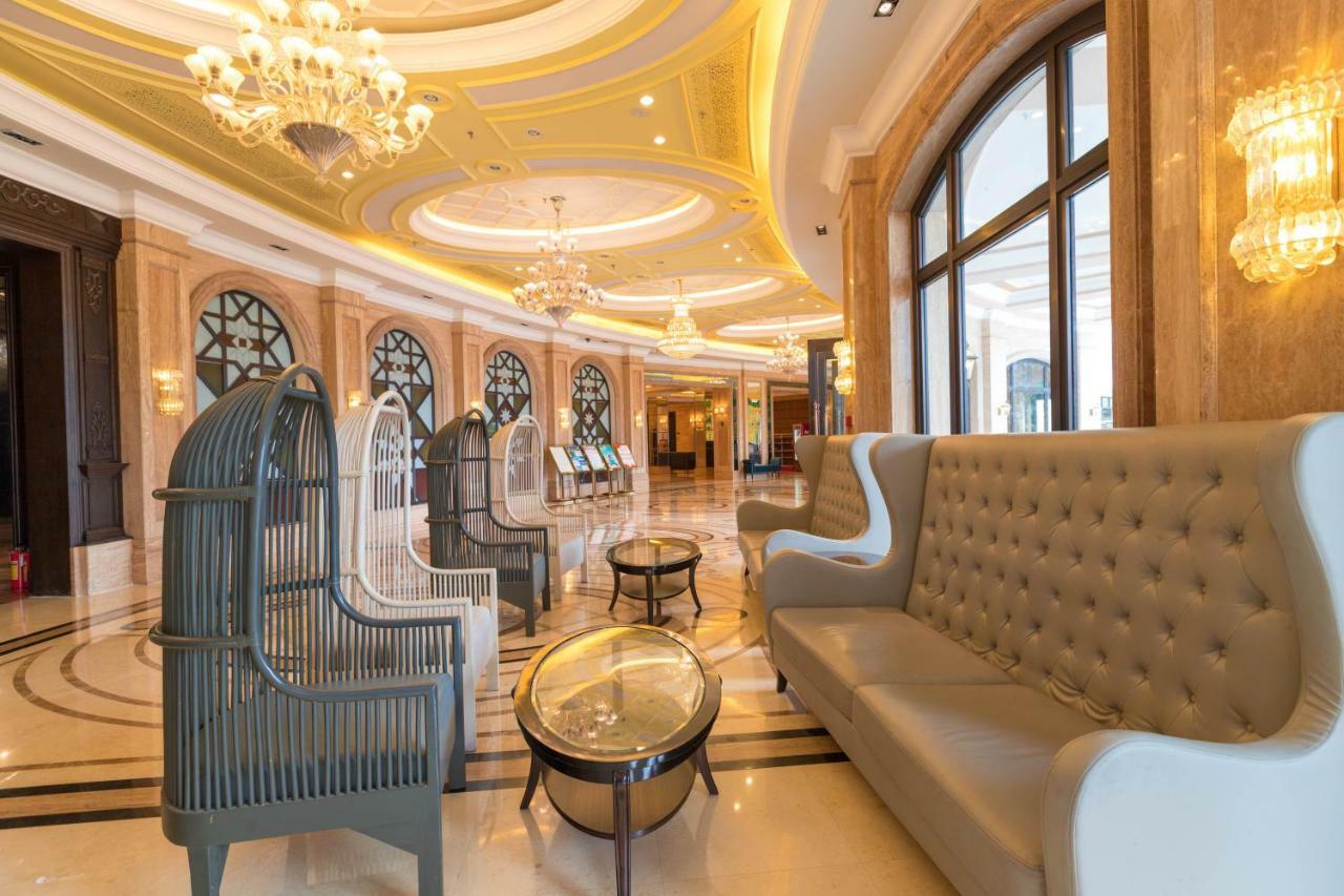Sanya Yalong Bay Sintra Suites Hotel Bagian luar foto
